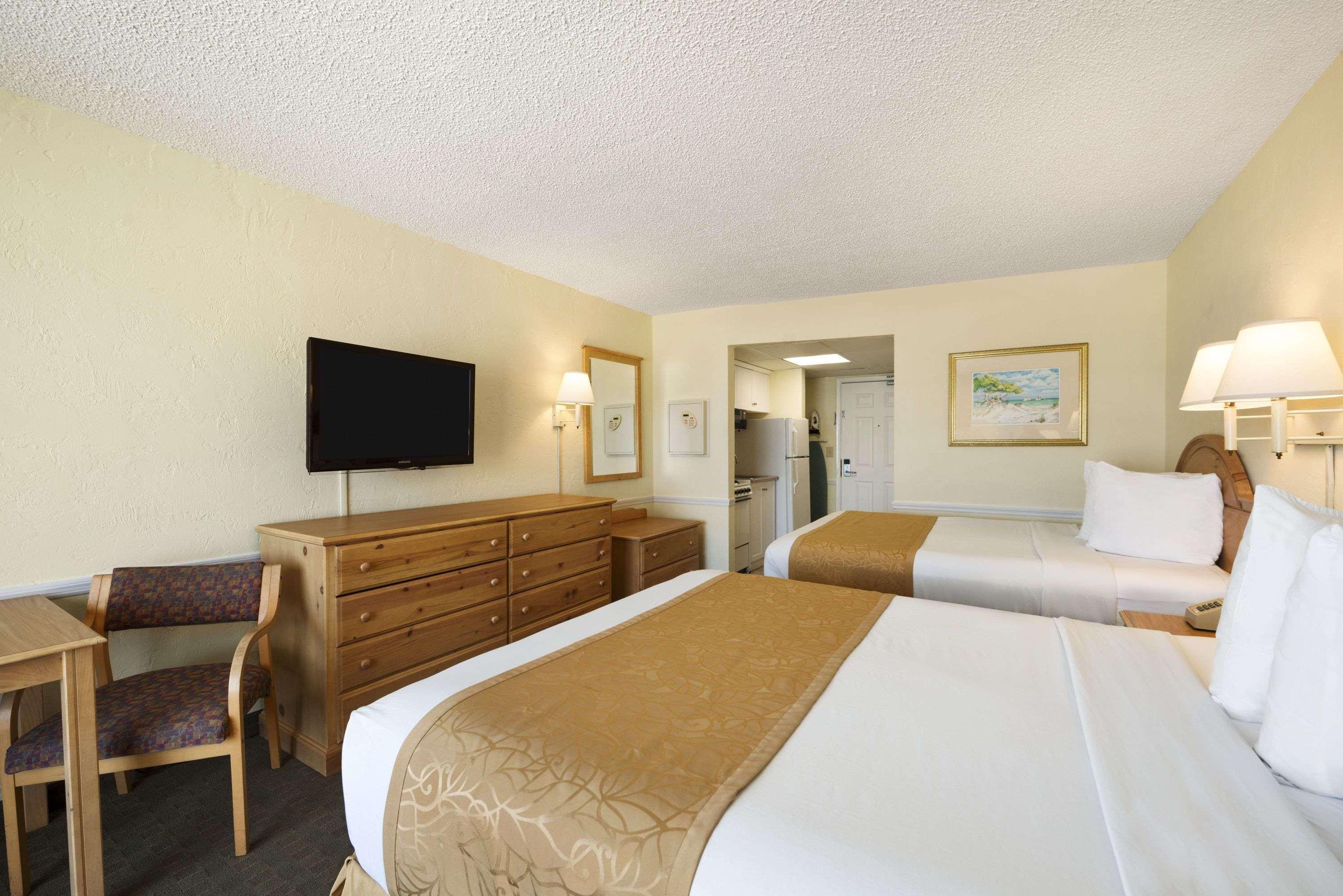 Days Inn By Wyndham Daytona Oceanfront Daytona Beach Exteriör bild